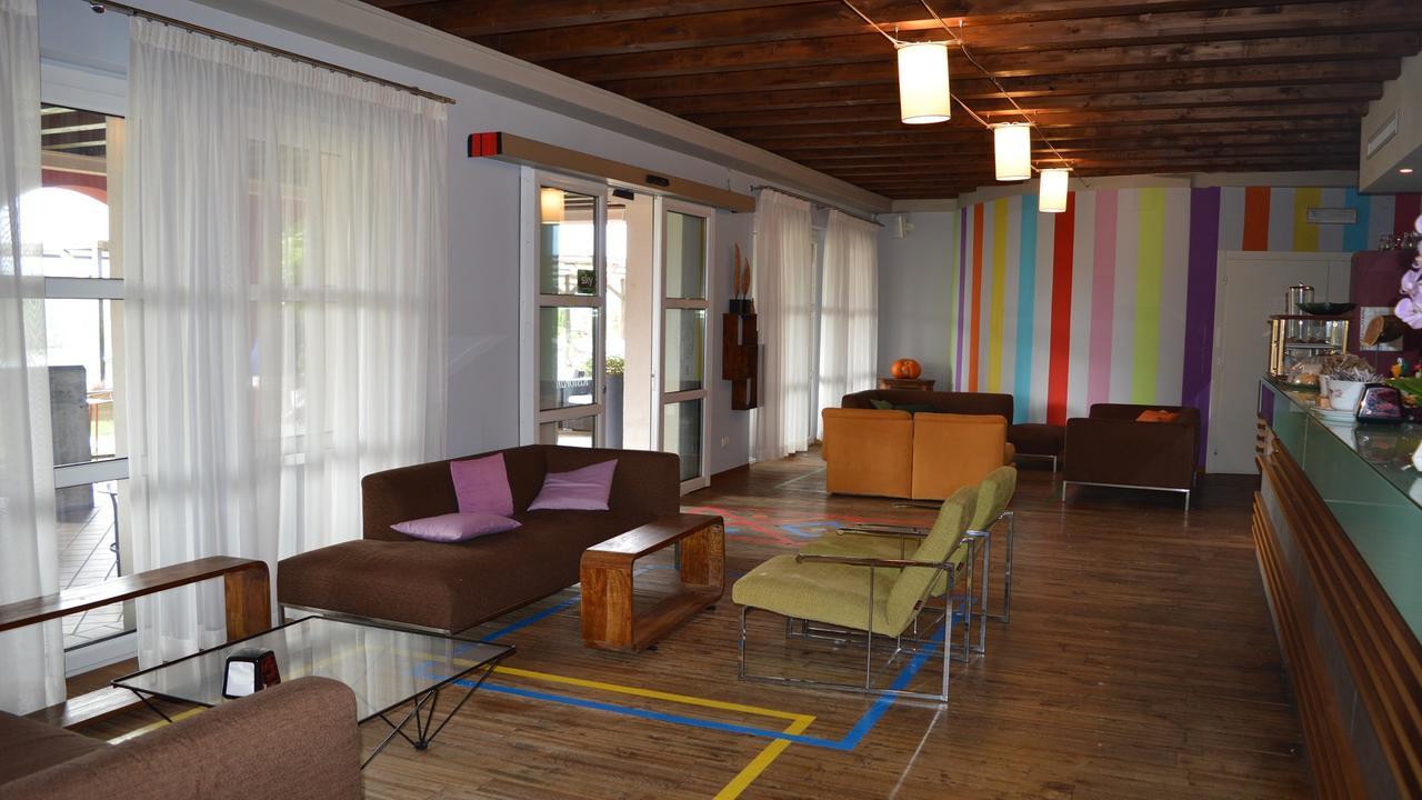 Hotel Golf Valcurone Momperone Exterior foto